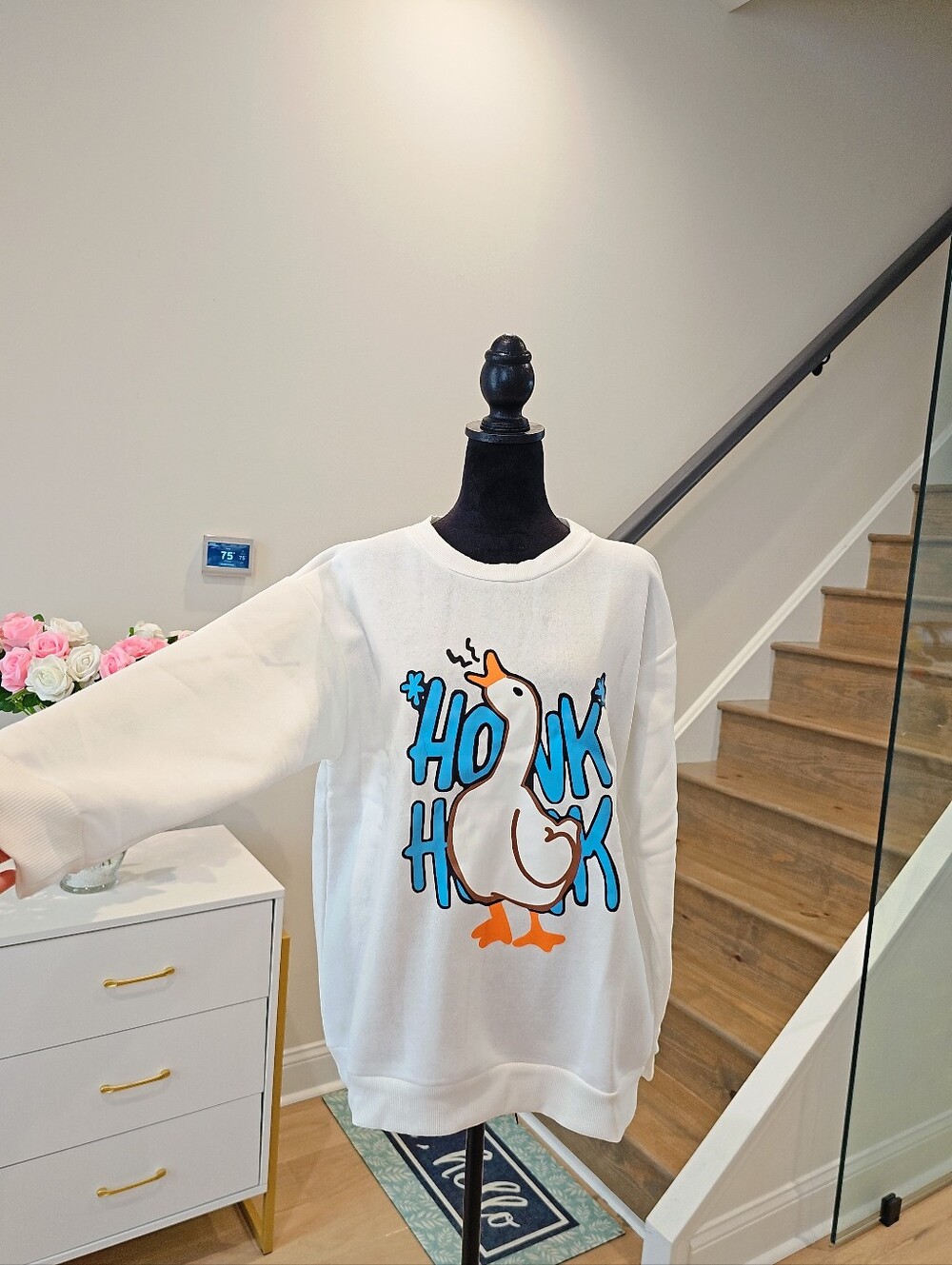 Brand NEW SIZE M White 'Honk Honk' Goose Graphic Sweatshirt